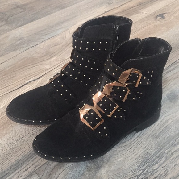 Zara Shoes - Black festival boots 🥾